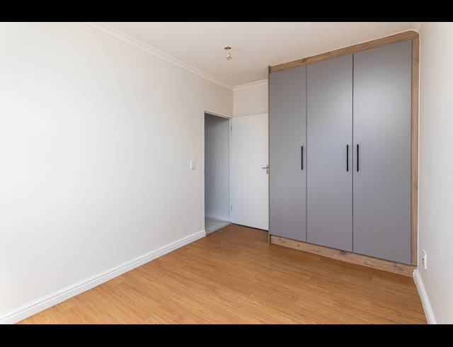 3 BEDROOM APARTMENT FOR SALE IN SANDOWN